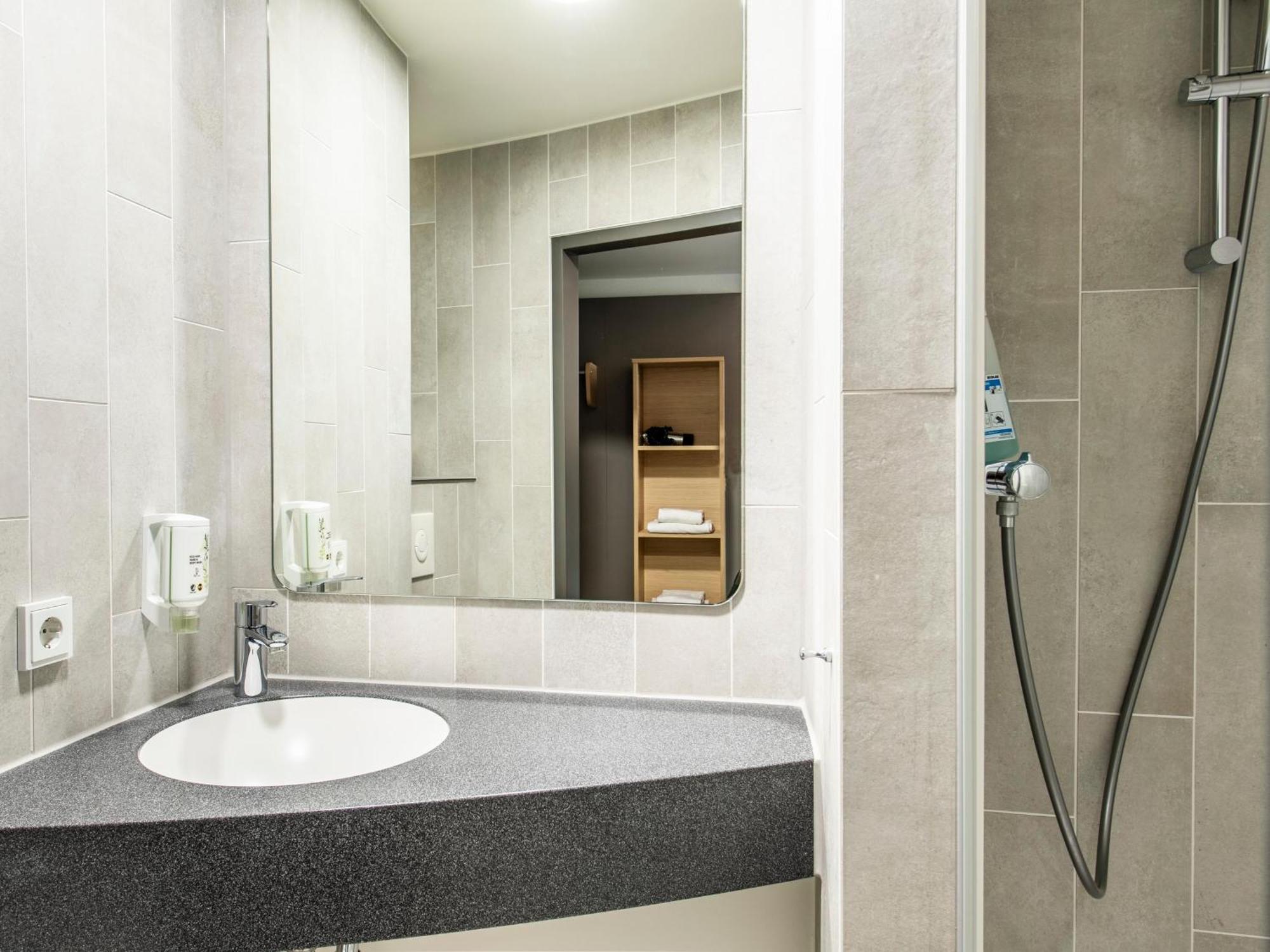 B&B Hotel Nuernberg-Hbf Eksteriør billede